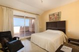 17_master_bedroom