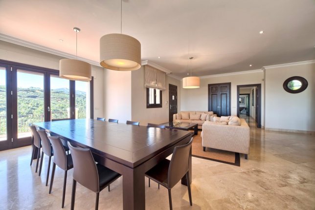 39_dining_area