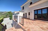 54_side_terrace_and_driveway