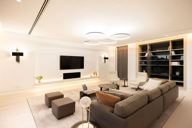 OUTSTANDING MODERN VILLA IN LA RESERVA DE ALCUZCUZ, BENAHAVIS