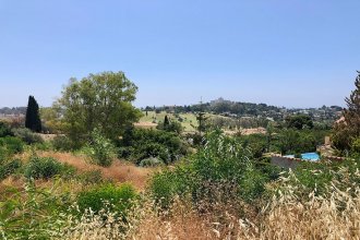 Plot in El Paraiso, Estepona
