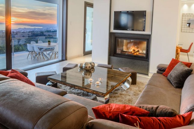 Contemporary villa with panoramic views in Los Monteros, Marbella