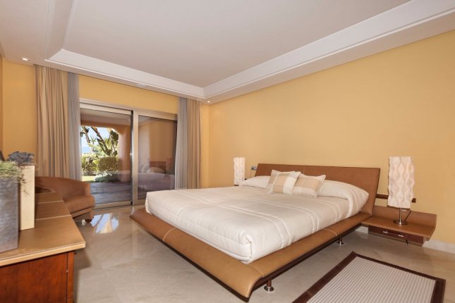 Apartments on the first line Los Monteros beach