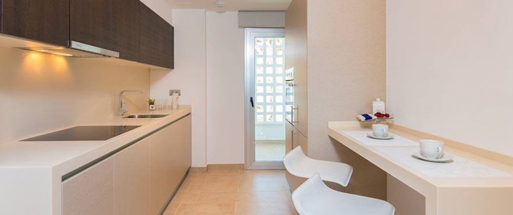 New luxury apartments in Elviria, Marbella East