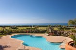 Новые апартаменты на первой линии пляжа в Los Monteros