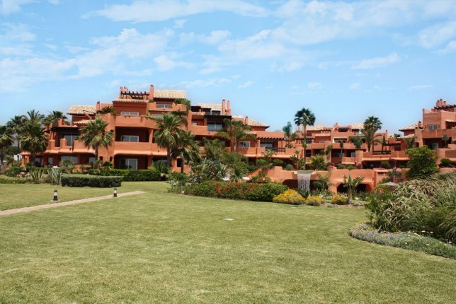 Новые апартаменты на первой линии пляжа в Los Monteros