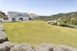 4_garden_and_villa