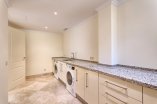 33_laundry_area
