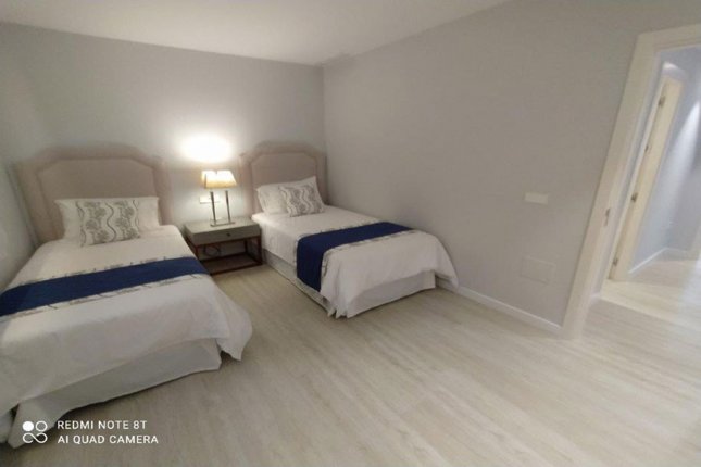 LUXURY  MODERN APARTMENT IN PUERTO BANUS
