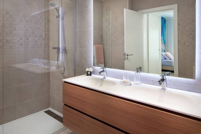 Buy property in Spain (2)