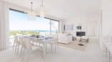 07-Sala de estar & Comedor con vistas-4K