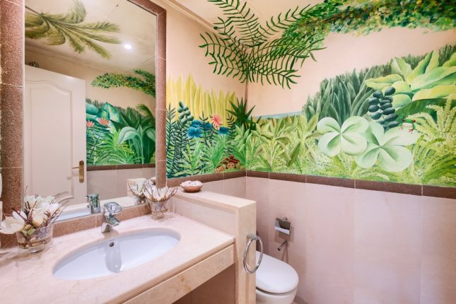 luxury apartment in Jardines del Mediterraneo