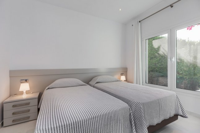 Fully Renovated Quality Villa in El Rosario