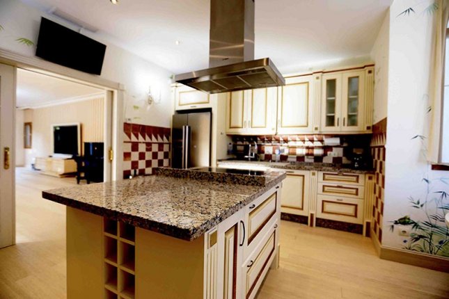 Villa-in-Spain-(7)
