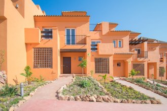 Townhouses near Golf, El Paraiso