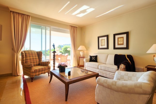 Spectacular 3 bedroom ground floor apartment, Benahavis