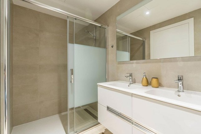 Beautiful Villa close to the sea, Atalaya Estepona